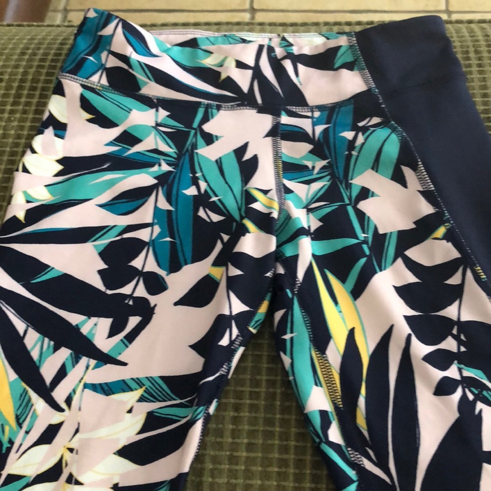 Old Navy Active Leggings